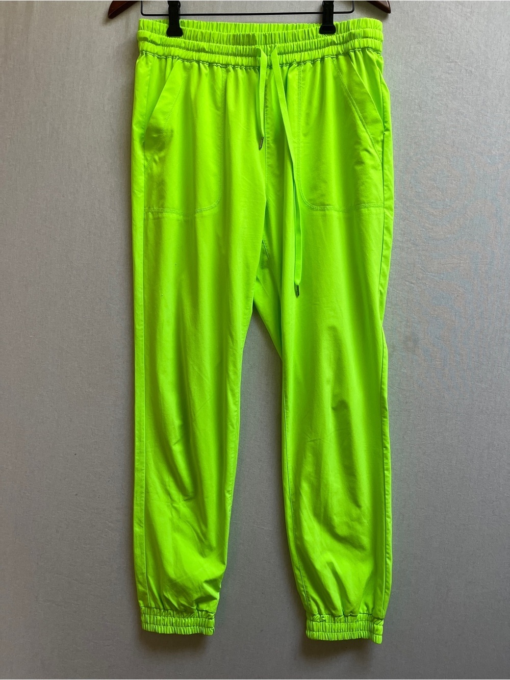 TNA Neon Green Women’s Joggers Sz M